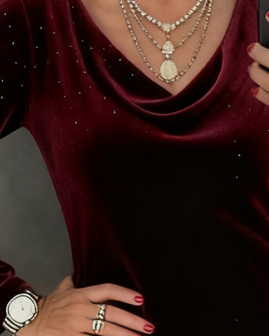 Suknelė su subtiliu blizgesiu