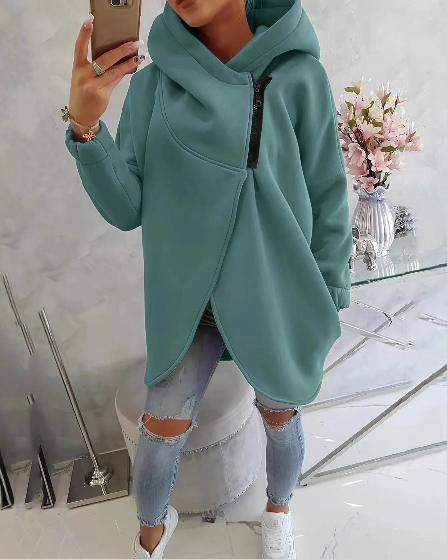 Rudeniškas džemperis su gobtuvu