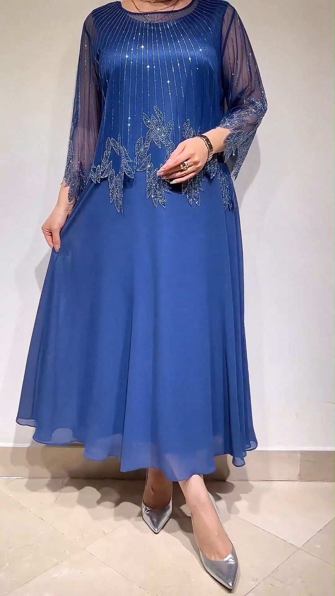 Elegantiška proginė suknelė