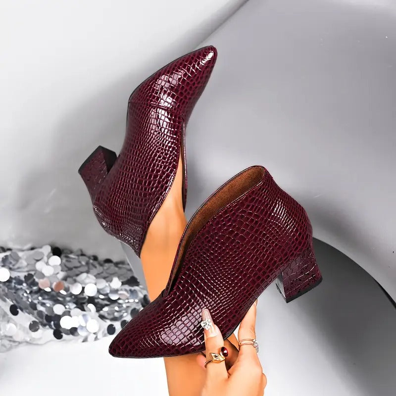 Elegantiški moteriški aulinukai iki kulkšnių