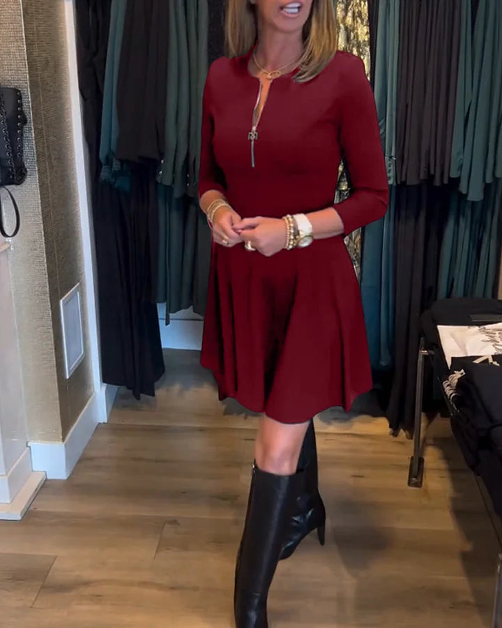Elegantiška suknelė su užtrauktuku