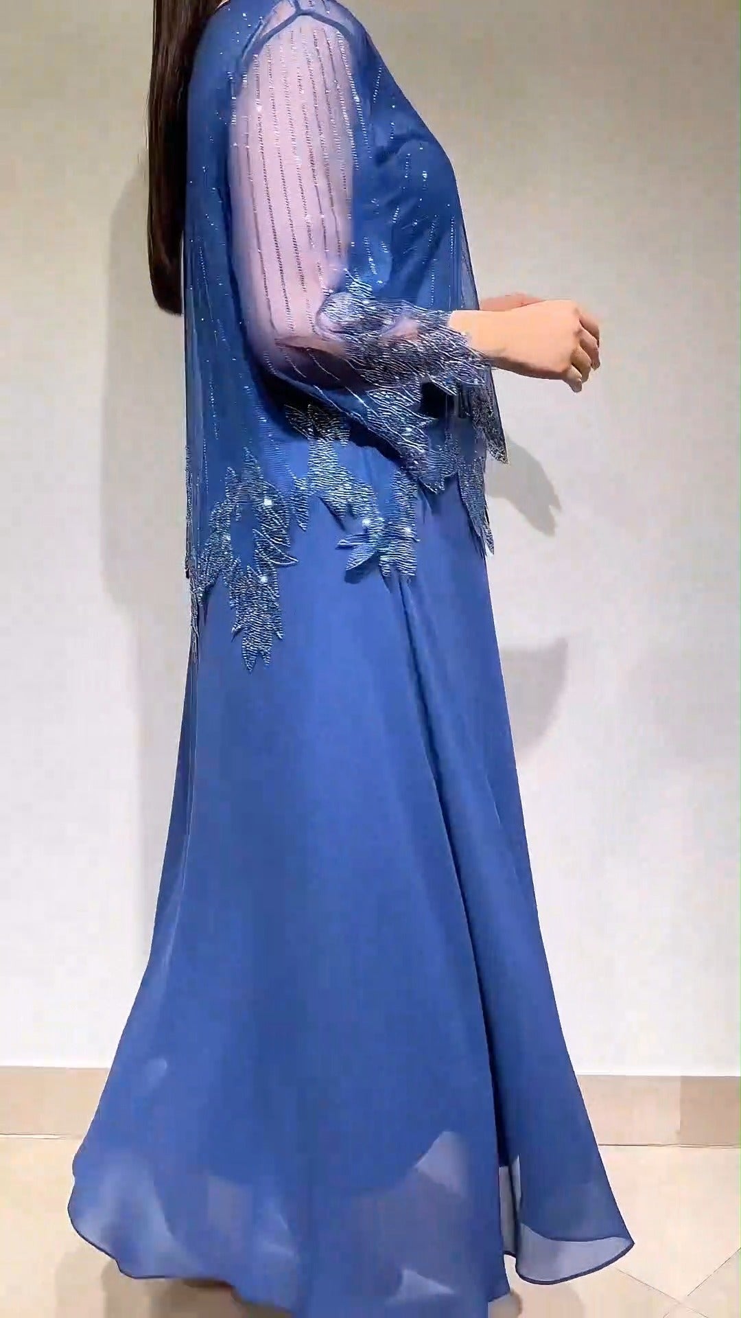Elegantiška proginė suknelė