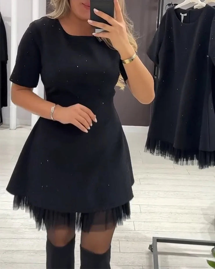 Elegantiška suknelė su papuošimais