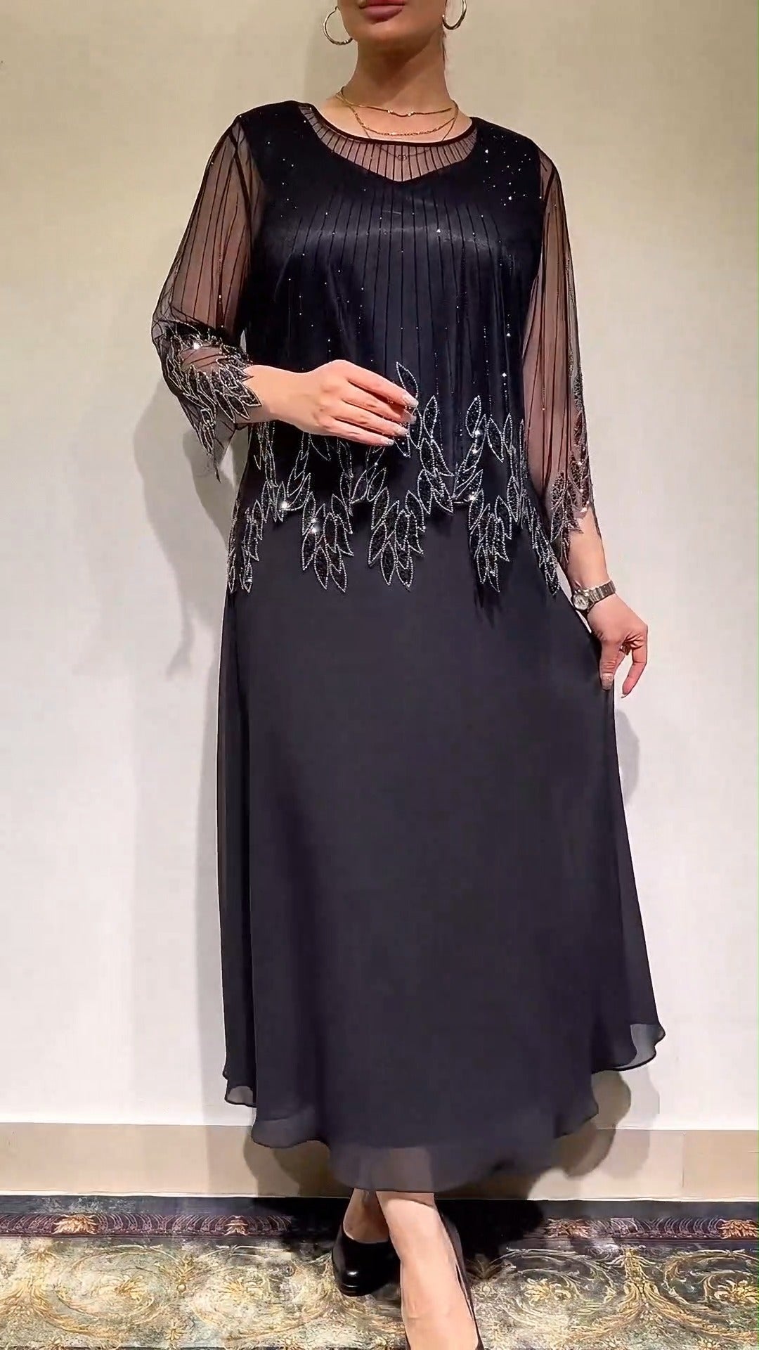 Elegantiška proginė suknelė