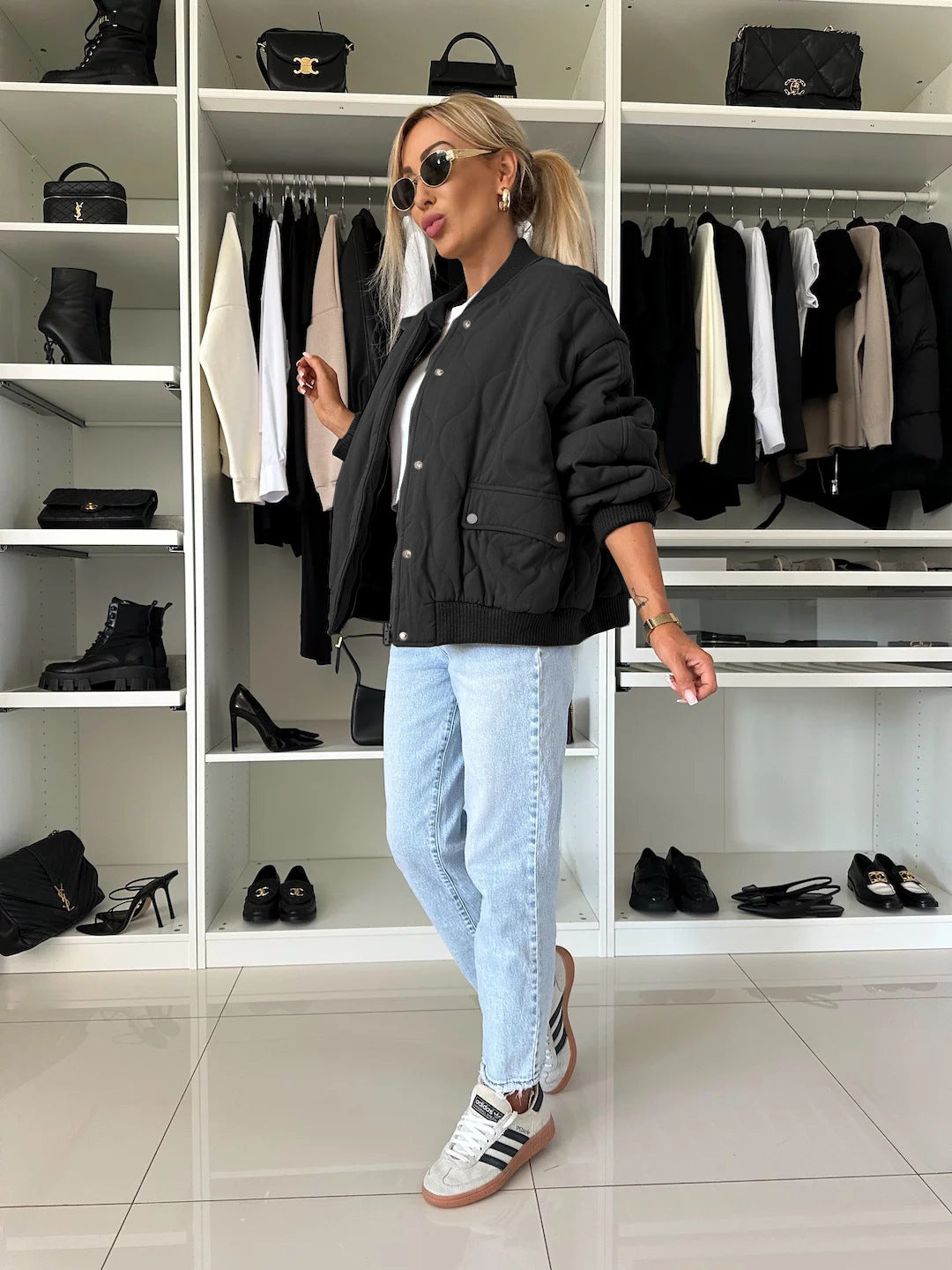 Vienspalvė rudeninė bomber striukė