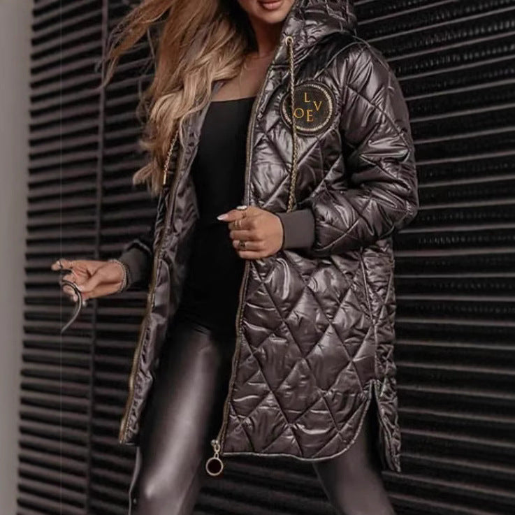 Stilinga striukė su gobtuvu