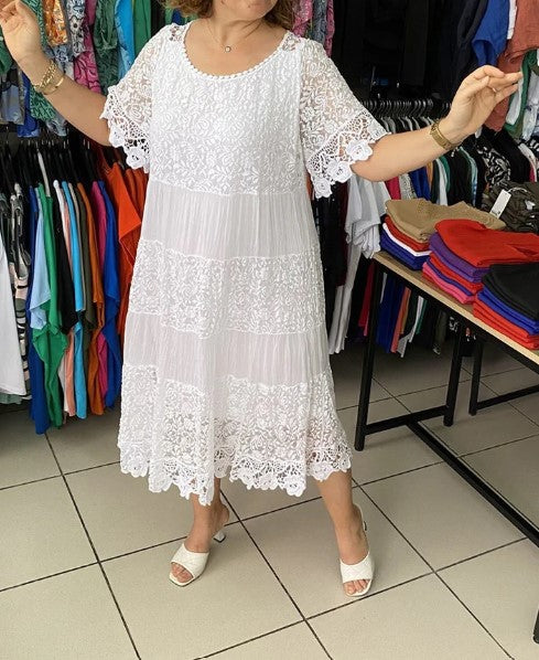 Suknelė su išskirtiniu raštu