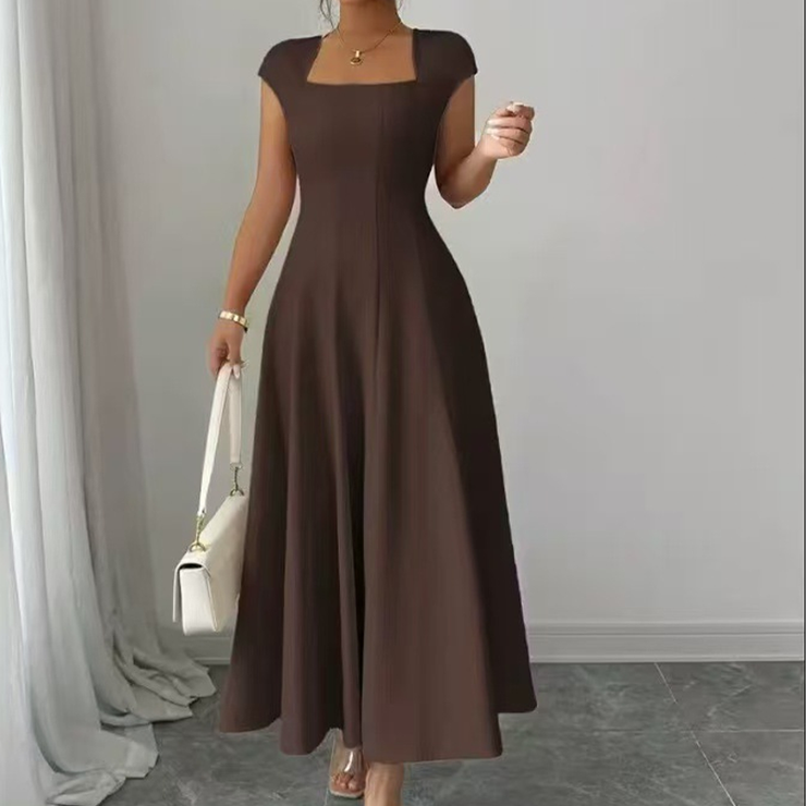 Elegantiška, ilga moteriška A formos suknelė