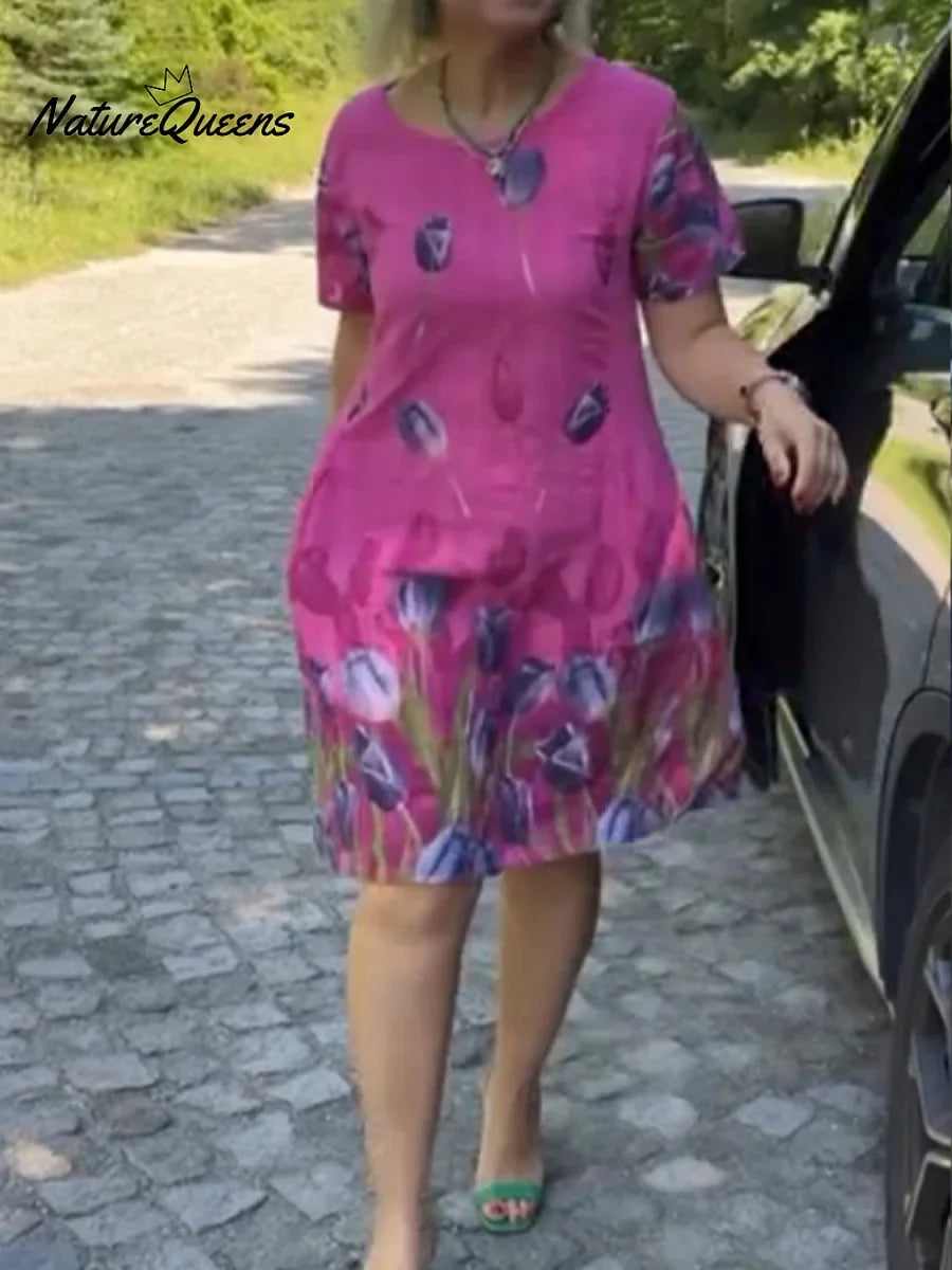 Moteriška suknelė su gėlių raštu