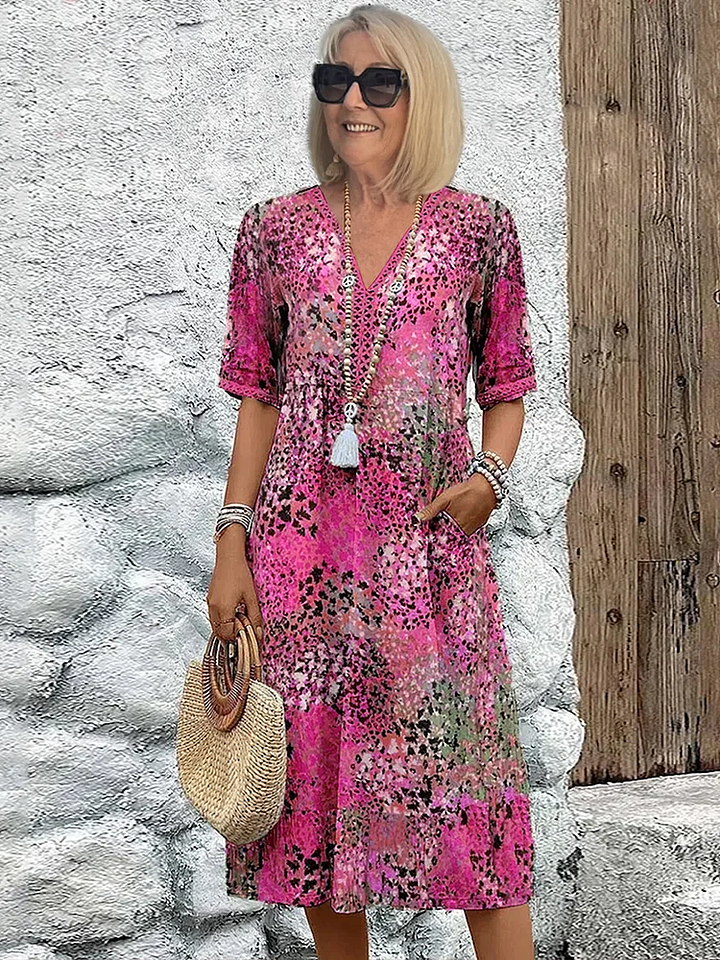 Ryški suknelė su išskirtiniu raštu