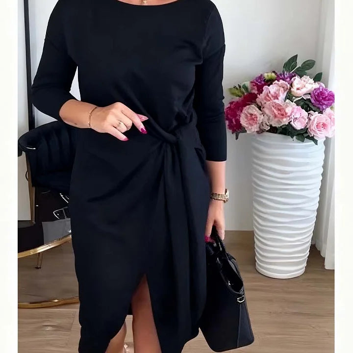 Elegantiška midi suknelė su skeltuku