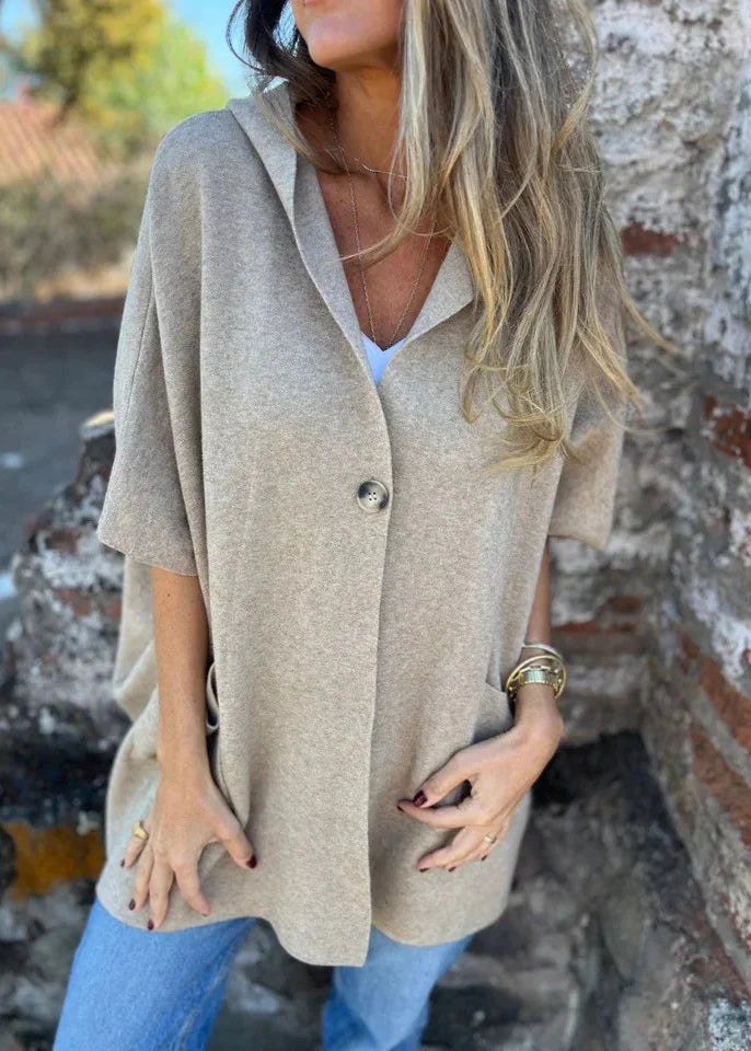 Moteriškas laisvas kardiganas su sagomis ir kišenėmis