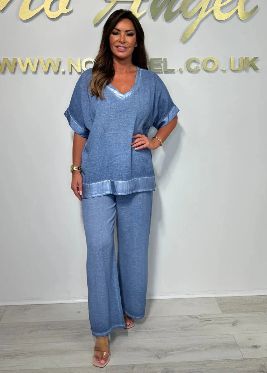 Stilingas kostiumėlis laisvalaikiui