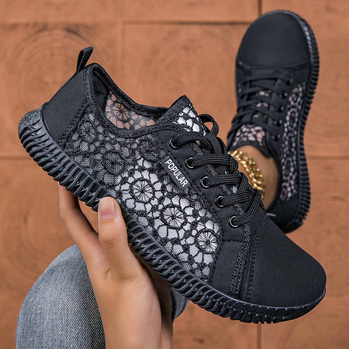 Moteriški kvėpuojantys tinkliniai mokasinai