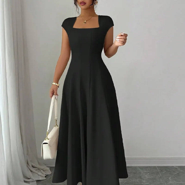 Elegantiška, ilga moteriška A formos suknelė